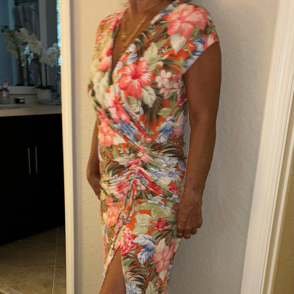 Tommy bahama dress used once like new